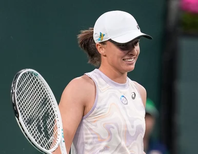 Miniatura: O której mecz Igi Świątek z Emmą Raducanu...