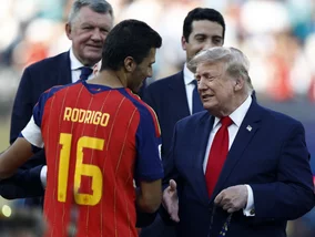 Miniatura: Tak Hiszpanie potraktowali Trumpa.&nbsp;To...