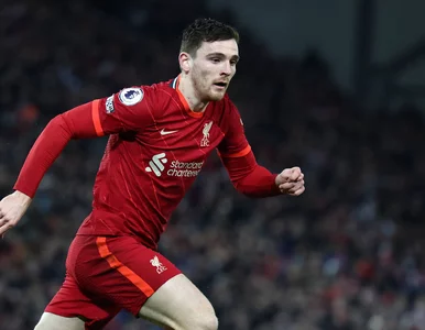 Miniatura: Wspaniałe parady bramkarzy, czerwona...