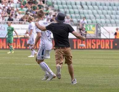 Miniatura: Incydent podczas meczu Ekstraklasy. Kibic...