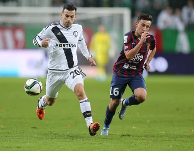 Miniatura: Legia wiceliderem. Pogoń przegrała przy...