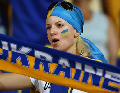 Miniatura: Kobiety podbijają strefę kibica