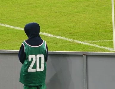 Miniatura: Irlandia: 23 piłkarzy ma pokonać...