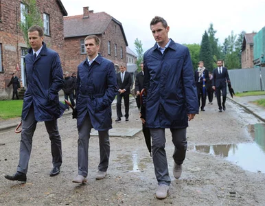 Miniatura: "Auschwitz to część niemieckiej historii,...