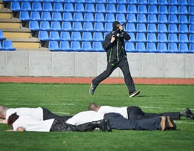 Miniatura: Euro 2012: napad na stację benzynową?...